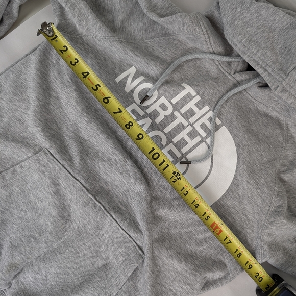 The North Face hoodie sweatshirt, grey, size small - Picture 7 of 8